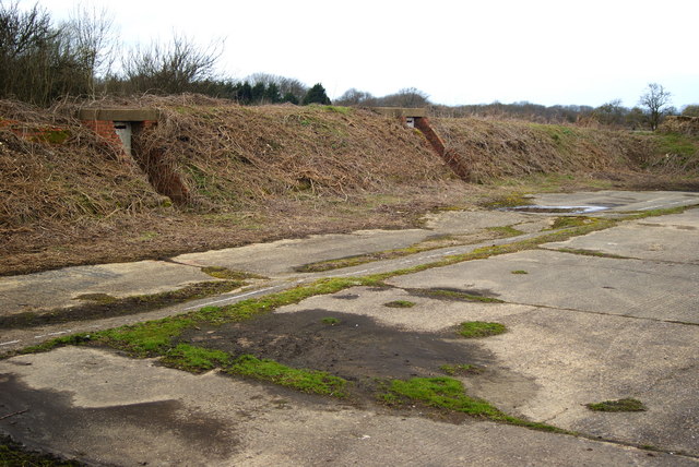 Blast Bay at Kenley Airfield, Surrey © Peter Trimming cc-by-sa/2.0 ...