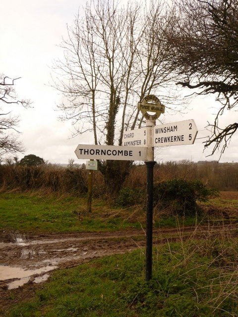 Thorncombe: signpost at Forde Grange
