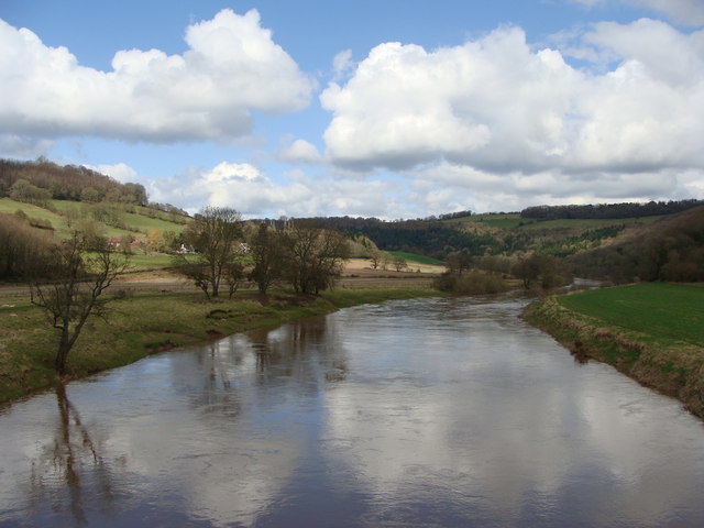 River Wye looking upstream from Bigsweir Bridge