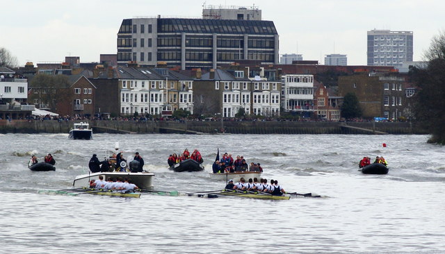 University Boat Race 2010 (2) © Peter Trimming :: Geograph Britain and Ireland