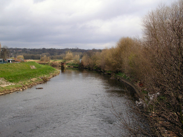 River Irwell © David Dixon cc-by-sa/2.0 :: Geograph Britain and Ireland