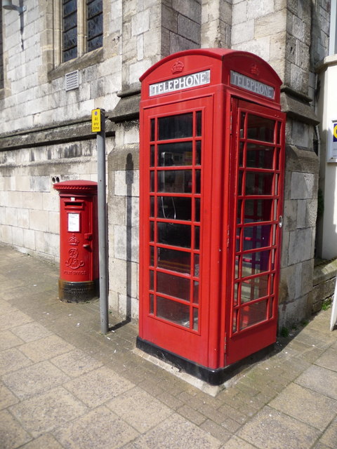 Dorchester: Postbox № Dt1 80 And © Chris Downer :: Geograph Britain 