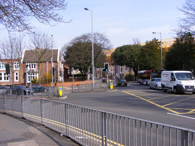 Waterloo Road Junction © Gordon Griffiths :: Geograph Britain and Ireland