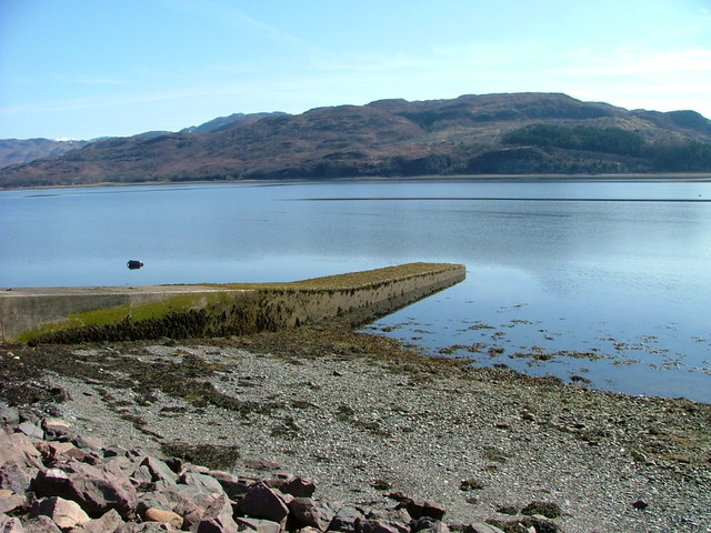 Slipway on Loch Carron © Dave Fergusson cc-by-sa/2.0 :: Geograph ...