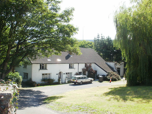 rumney-pottery-cardiff-jaggery-cc-by-sa-2-0-geograph-britain-and