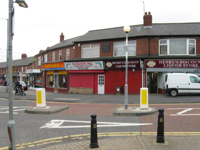Shops on King George Avenue, Dunston Hill
