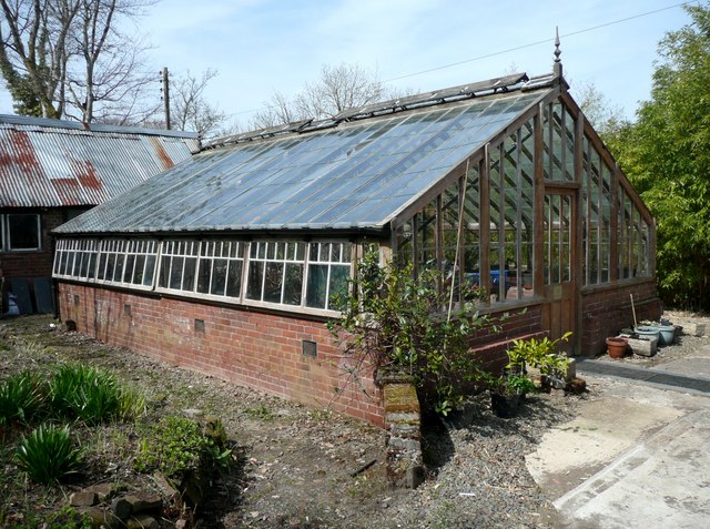 The restored Victorian greenhouse,... © Humphrey Bolton cc-by-sa/2.0