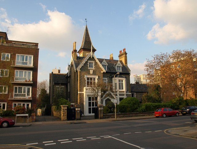 Rosslyn Tower, Putney © Derek Harper :: Geograph Britain and Ireland