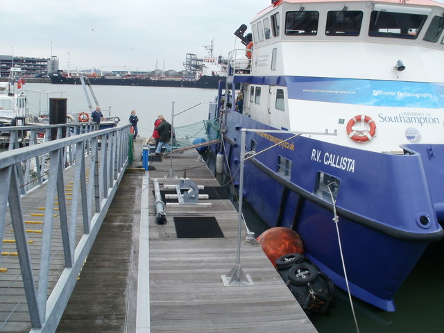 Southampton Docks, landing stage