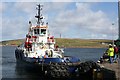 Voith Tractor Tug Tystie taking fenders out to Jetty 4 for ship to ship berthing