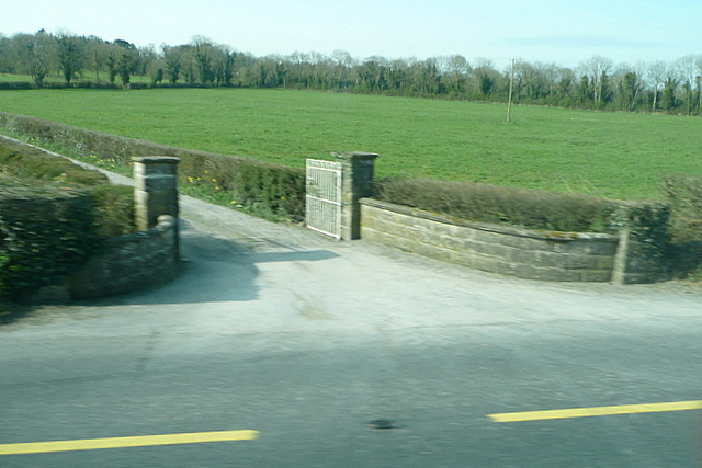 Gateway at Ballylahif