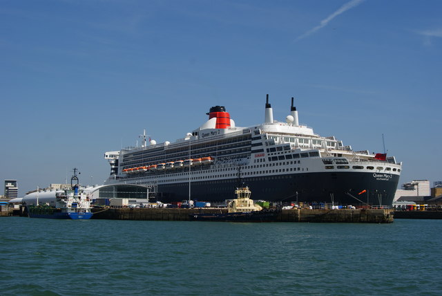 Southampton Ocean Terminal, Hampshire © Peter Trimming cc-by-sa/2.0 ...