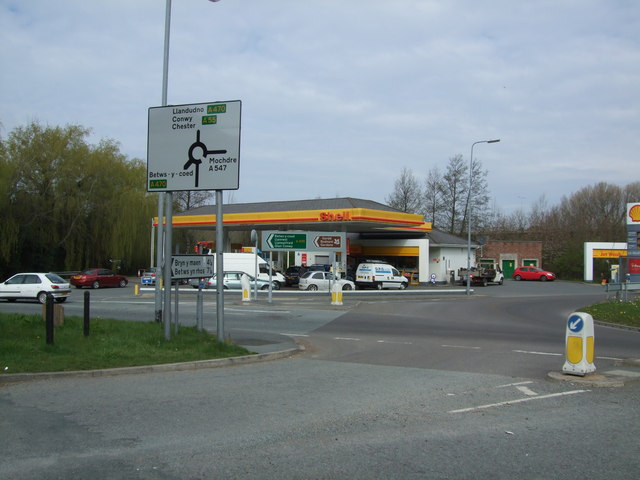 Black Cat Shell petrol station Glan... © Richard Hoare ...