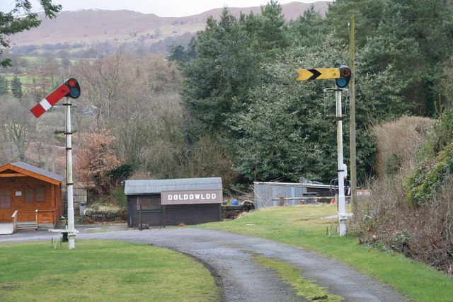 Doldowlod Station © Bill Nicholls Cc By Sa20 Geograph Britain And