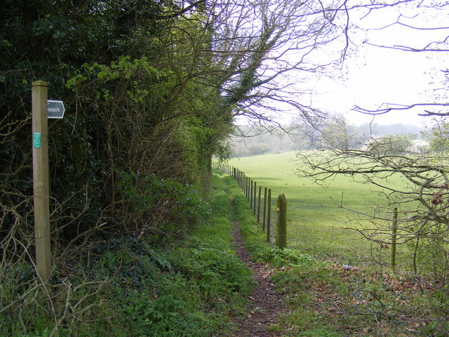 Footpath to Cotswold Poultry Farm & the A12