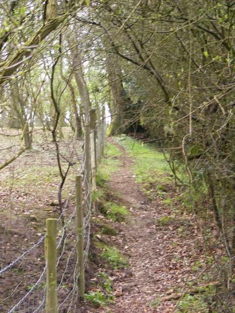 Footpath to Cotswold Poultry Farm & the A12