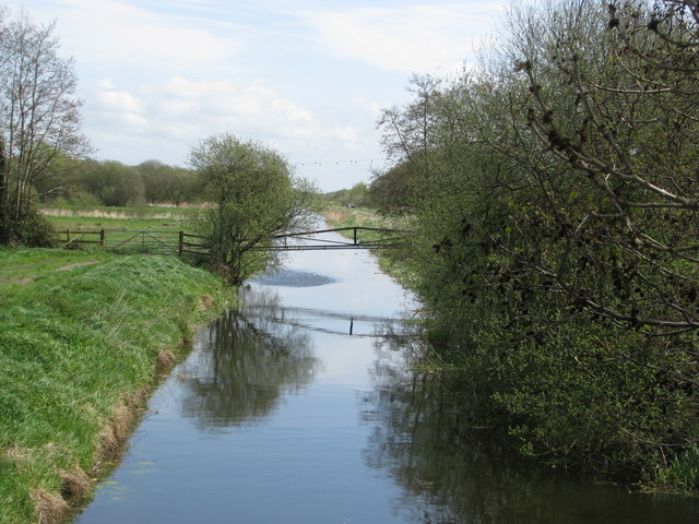 The Glastonbury Canal © Sarah Charlesworth cc-by-sa/2.0 :: Geograph ...