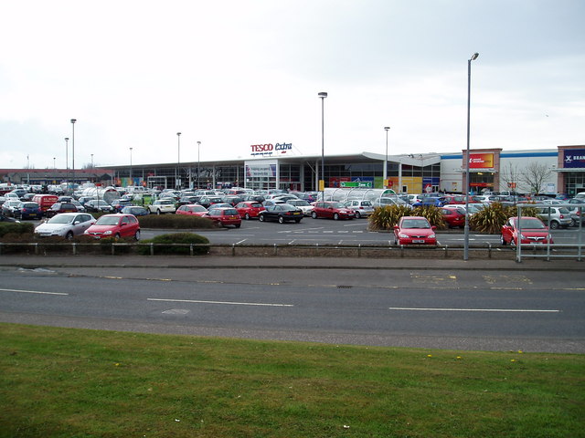 Tesco Irvine © Gordon Dowie :: Geograph Britain and Ireland