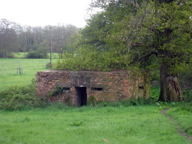 Pillbox near River Uck © Oast House Archive :: Geograph Britain and Ireland