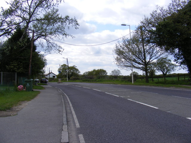 A129 London Road © Geographer cc-by-sa/2.0 :: Geograph Britain and Ireland