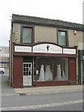 SE1021 : Adrian Thornton Bridal Couture - Southgate by Betty Longbottom