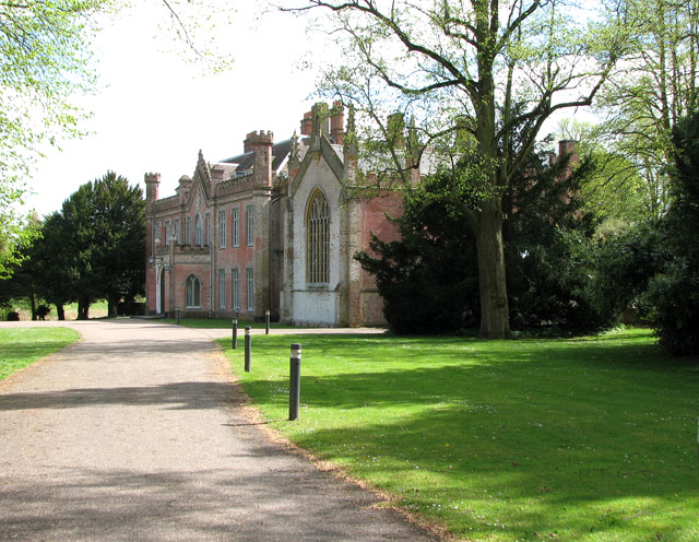 The driveway to Ketteringham Hall