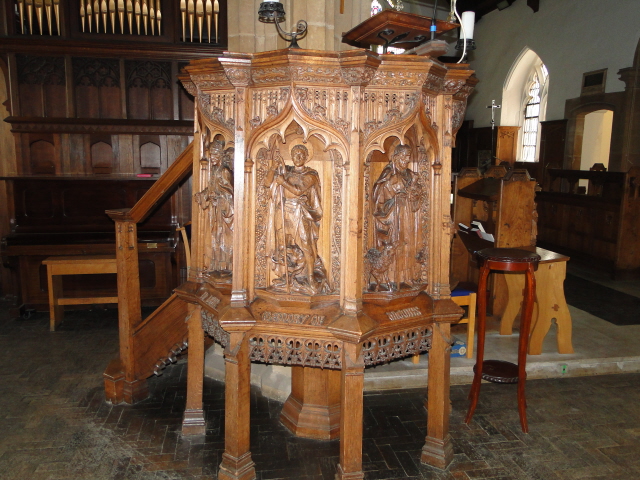 Gaywood, St. Faith's Church, pulpit © Adrian S Pye cc-by-sa/2.0 ...