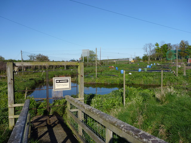 Belhaven Trout Farm near Beltonford,... © Richard West cc-by-sa/2.0 ...