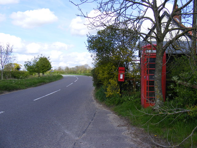 B1116 Laxfield Road & Bell Corner Postbox
