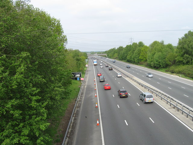 M27 Looking W © Alex Mcgregor Cc By Sa20 Geograph Britain And Ireland 6573