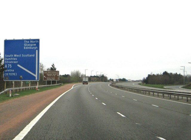 Junction 22 on the A74(M) © Ann Cook cc-by-sa/2.0 :: Geograph Britain ...