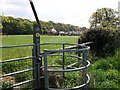 Centenary Way footpath leads to Ridge Lane