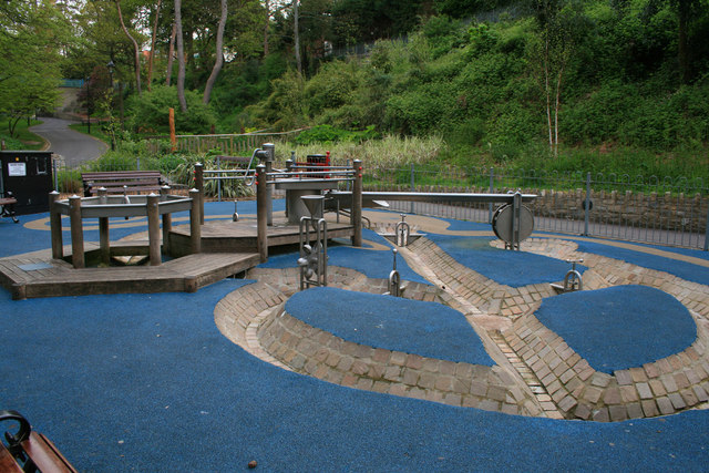 water-play-area-david-lally-cc-by-sa-2-0-geograph-britain-and-ireland