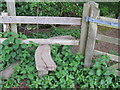 Corner stile near Woodbarn