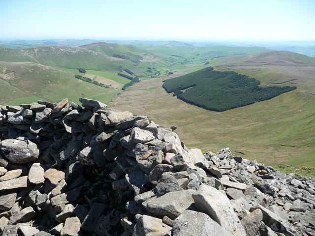 Cairn on the Berwyn ridge