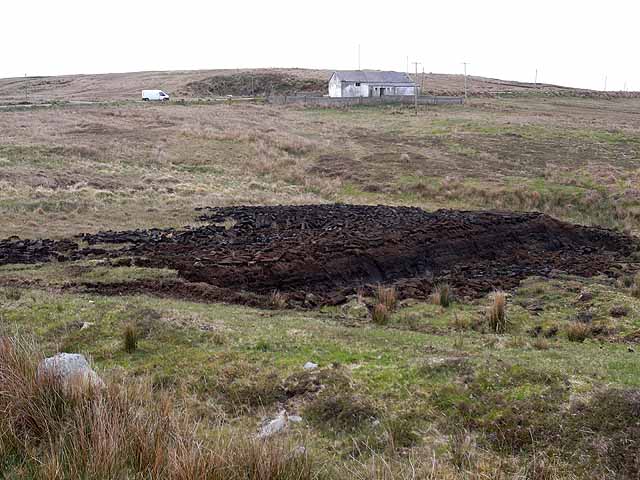 Peat moor at Knockshanbo/Cnoc Seanbhotha © Oliver Dixon :: Geograph Ireland