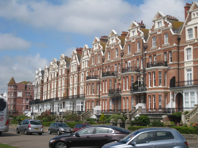 Knowle Court, De La Warr Parade