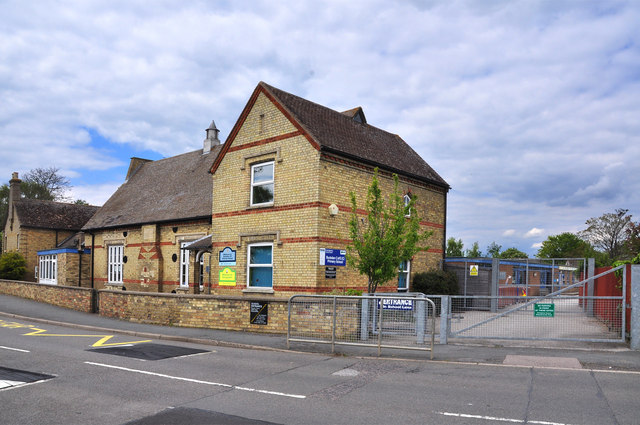 C of E Primary School - Buckden © Mick Lobb :: Geograph Britain and Ireland