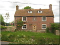 Cottage in Aldington