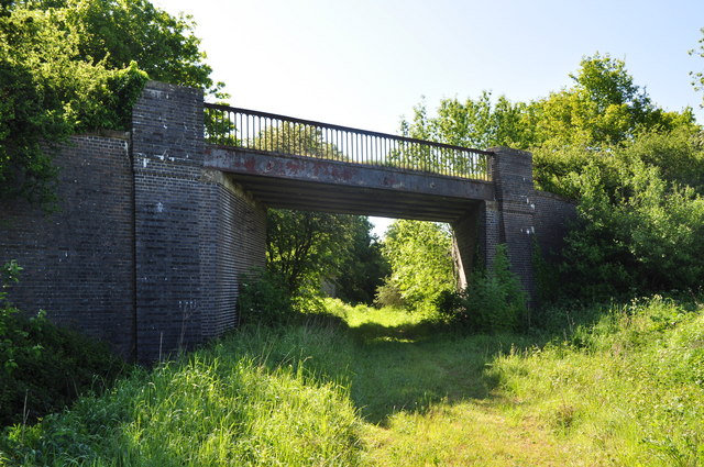 Bridge 1711 © Ashley Dace :: Geograph Britain and Ireland