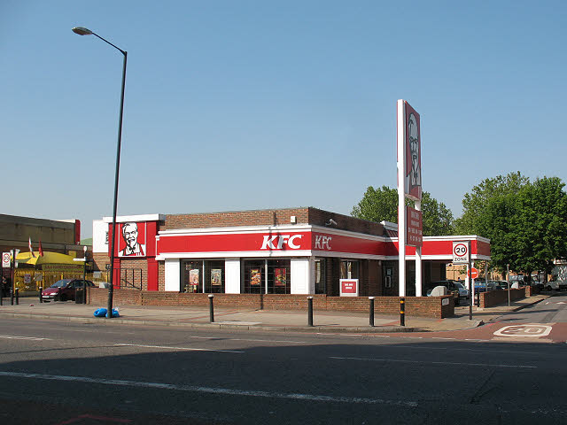 KFC on the Old Kent Road © Stephen Craven cc-by-sa/2.0 :: Geograph ...