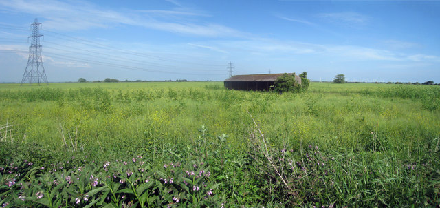 Barn near Iden Lock