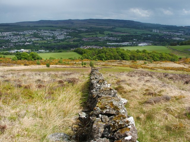 Dry-stone wall on slopes of Carman Hill