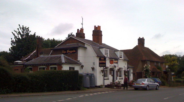 The Maypole, Borden © Chris Whippet cc-by-sa/2.0 :: Geograph Britain ...