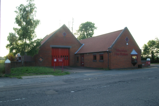 Wivenhoe fire station © Kevin Hale cc-by-sa/2.0 :: Geograph Britain and ...