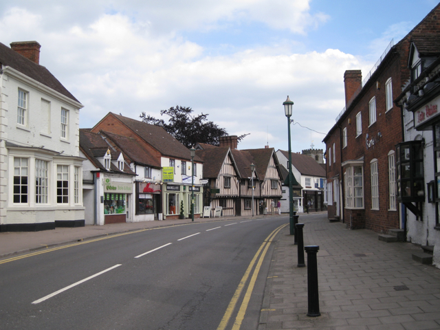 Knowle High Street looking southeast © Robin Stott cc-by-sa/2.0 ...