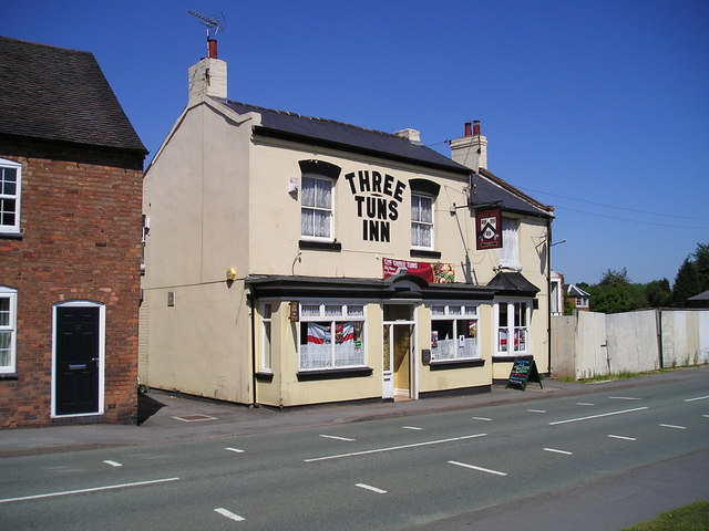 The Three Tuns Pub, Fazeley © canalandriversidepubs co uk cc-by-sa/2.0 ...