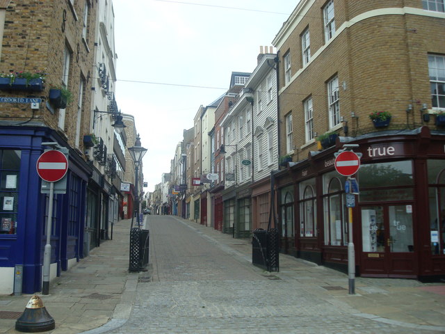 High Street, Gravesend © Stacey Harris cc-by-sa/2.0 :: Geograph Britain ...