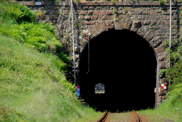 Railway tunnel, Castlerock