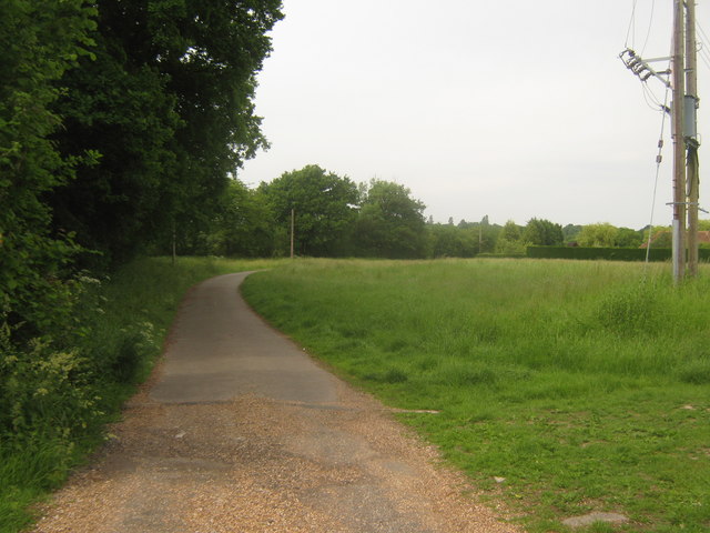 Access road to Belcot Manor Farm © David Anstiss :: Geograph Britain ...